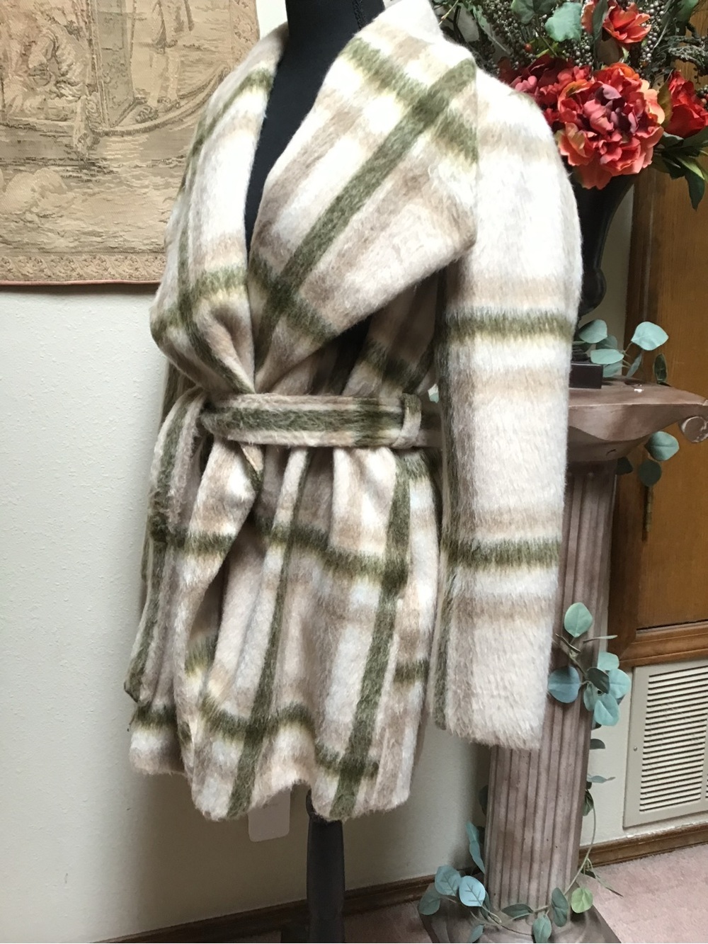 Cozy Plaid Belted Mohair-Blend Coat in Cream & Olive - Picture 2 of 12